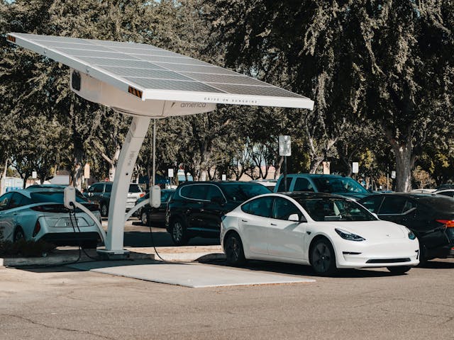 Solar Panels on Vehicles Worth It